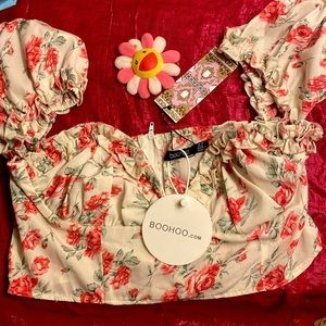 BooHoo floral ruffle corset too slit shoulder Croptop